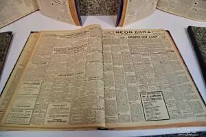 17/12/2023 - Δωρεά Γιάννου Γραμματίδη στη Δημοτική Βιβλιοθήκη Λάρισας